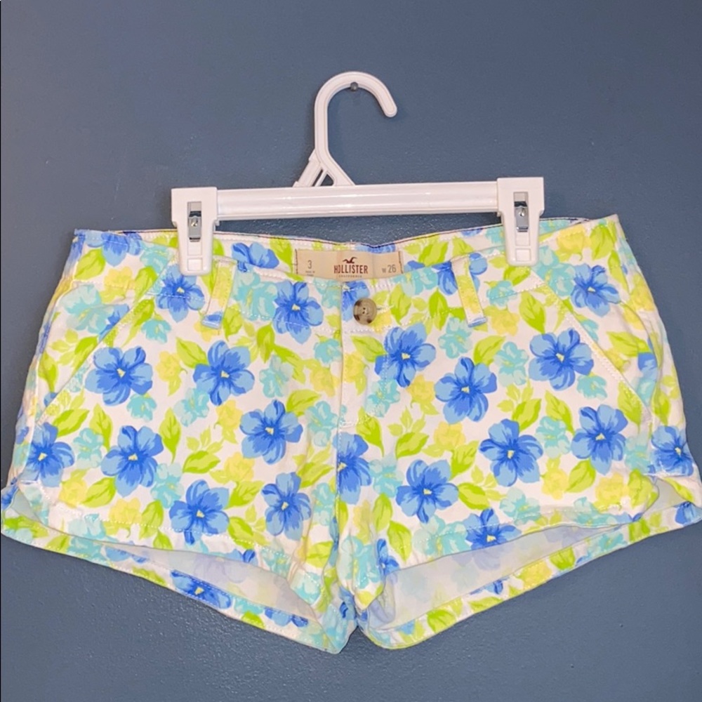 Hollister Floral Shorts
